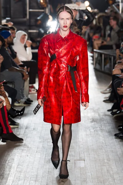 Look 26